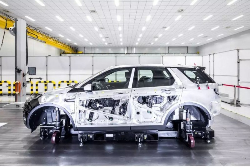 瘋狂的機(jī)器：機(jī)器人已操刀腫瘤手術(shù)，那中國制造的差距有多大？